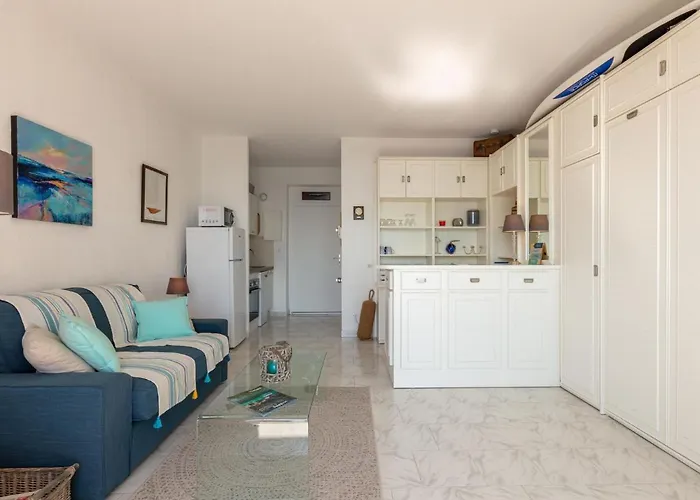 Bona By Interhome *